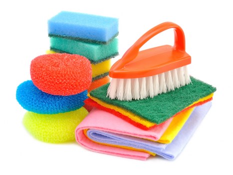 Deep cleaning a bathroom during move out cleaning